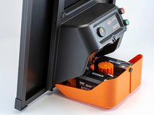Gallagher S400 Solar Energiser with Internal Battery