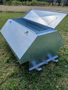 Chicken Caravan 1 Tonne Skid Feeder